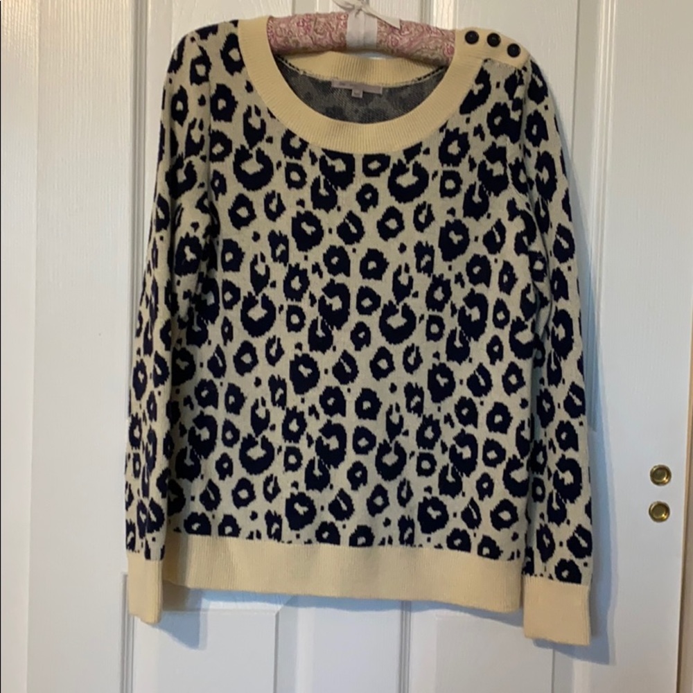 Gap sweater